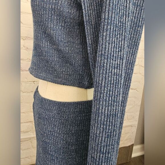 Revolve Toby Heart Ginger Anja Ribbed Skirt Set | Blue | Size 6 | NWT - Picture 4 of 12